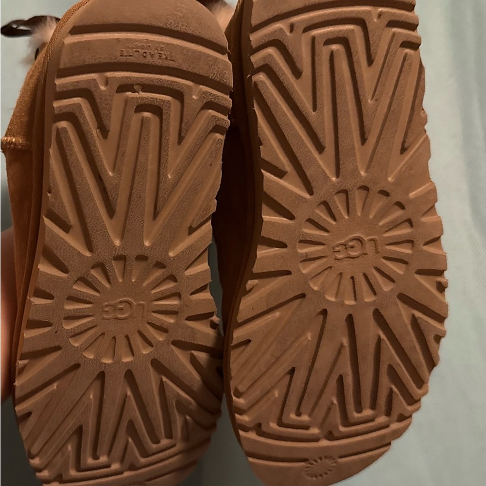 UGG mini bailey bow boots - image 3